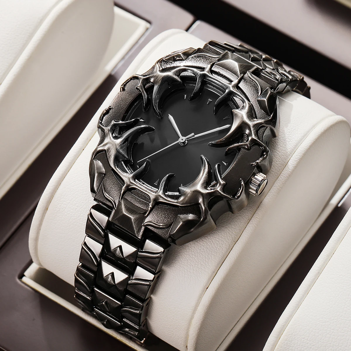 Men's Claw-Shaped Quartz Watch - Image 6