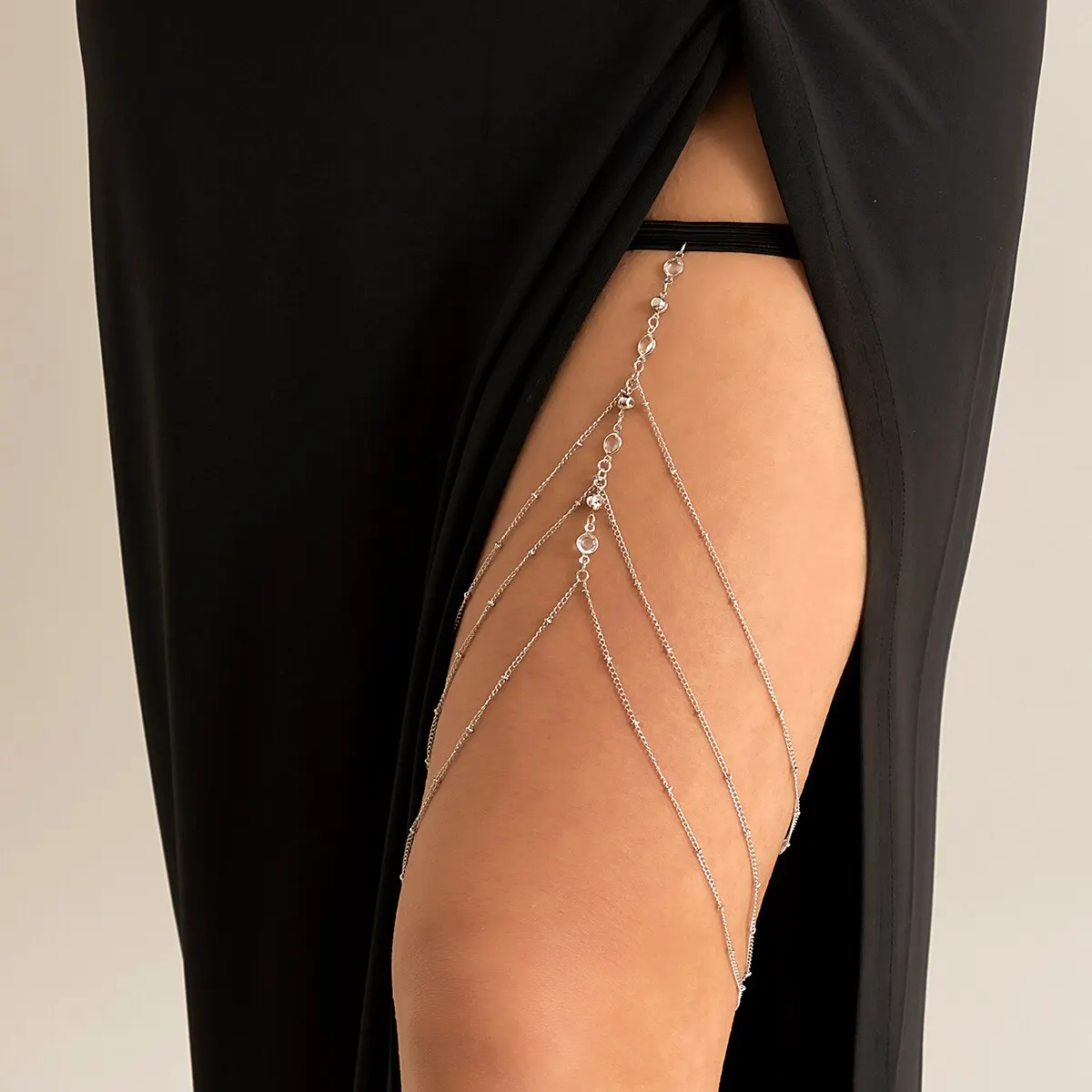 Boho Elastic Band Crystal Leg Thigh Chain For Women - Image 3