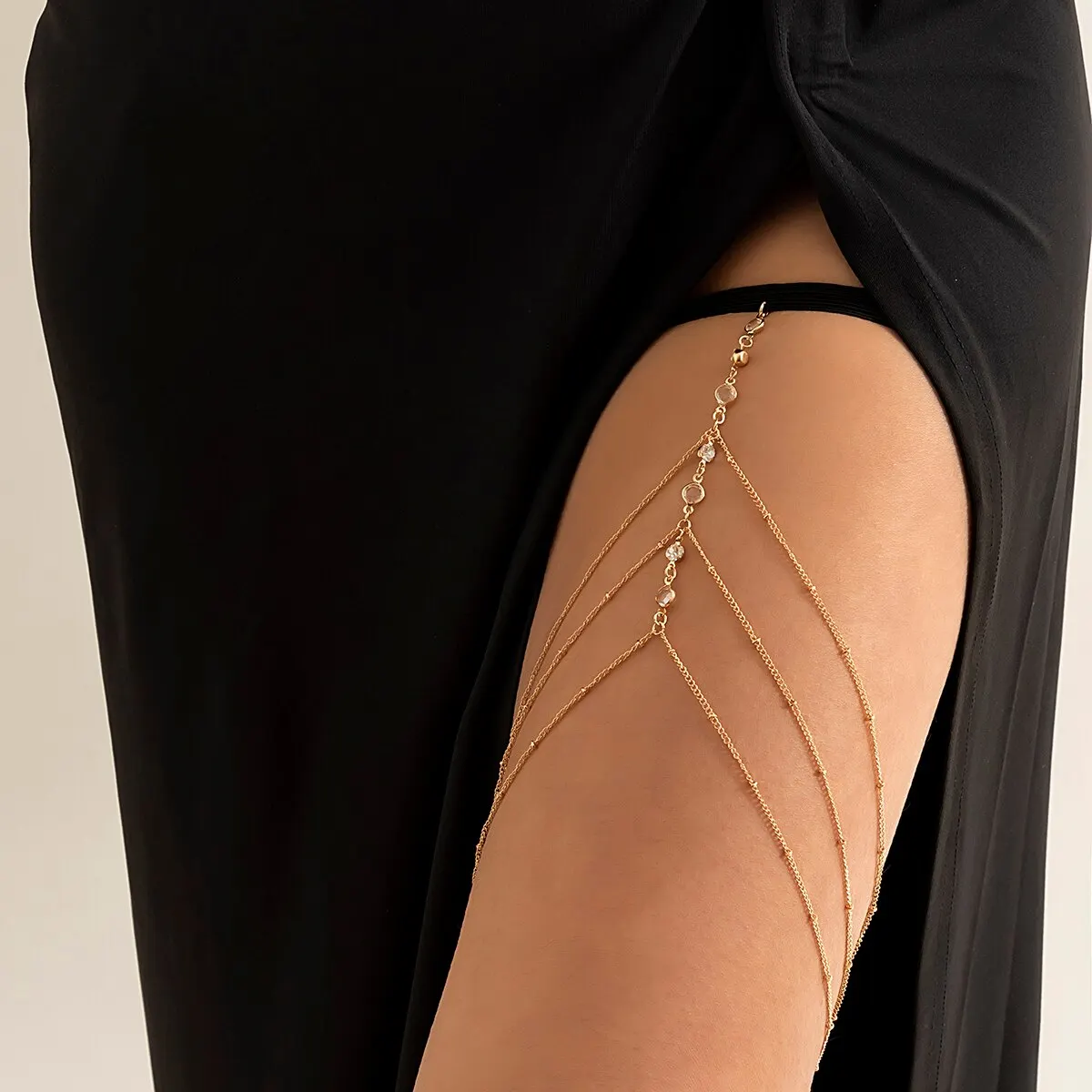 Boho Elastic Band Crystal Leg Thigh Chain For Women - Image 7