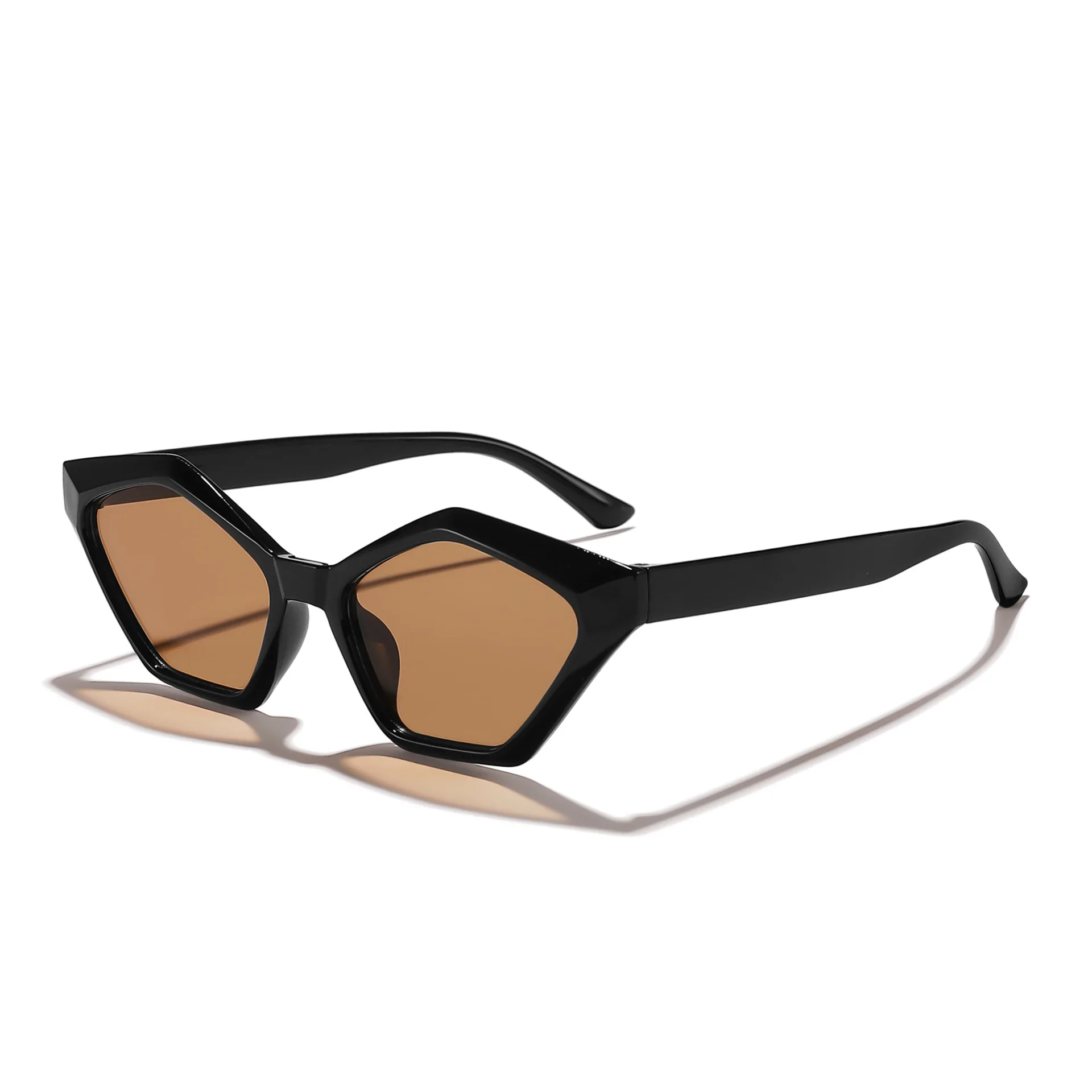 Cat Eye Sunglasses – Retro Fashion - Image 8