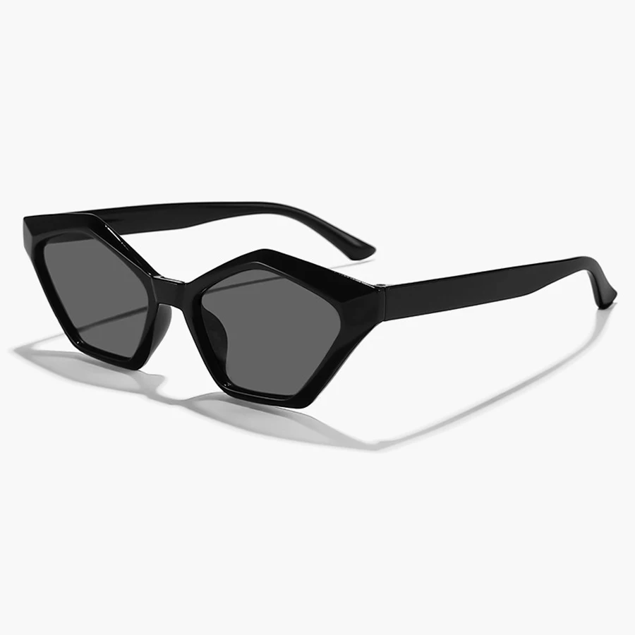 Cat Eye Sunglasses – Retro Fashion - Image 3